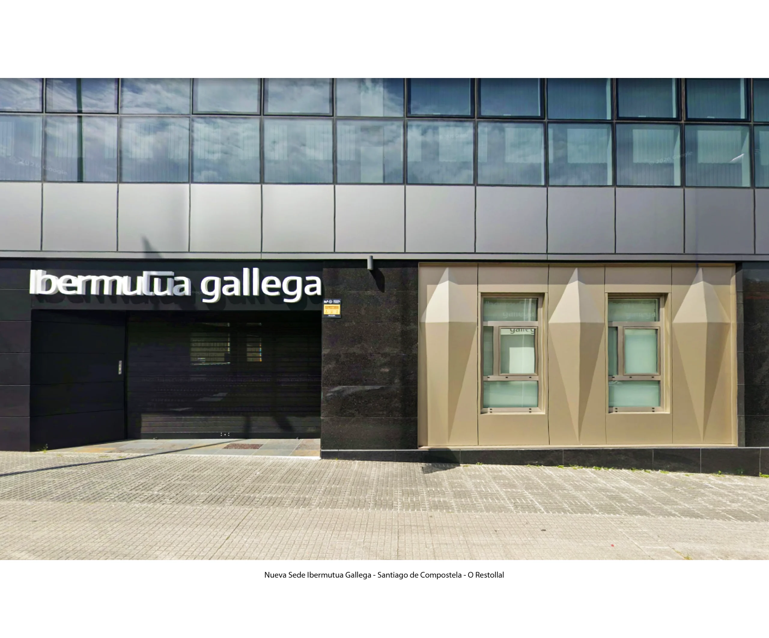 Fachada Ibermutua Gallega Santiago de Compostela